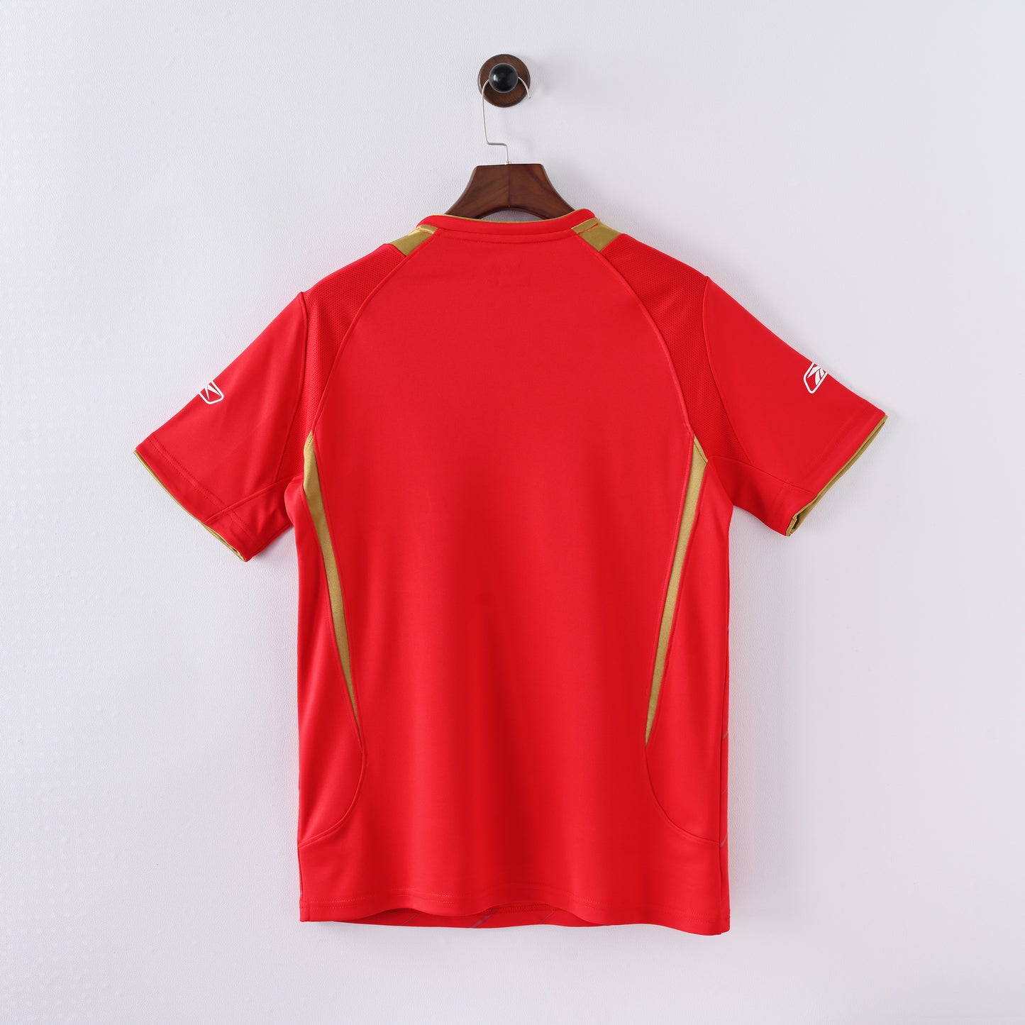 Liverpool Home Kit 05/06