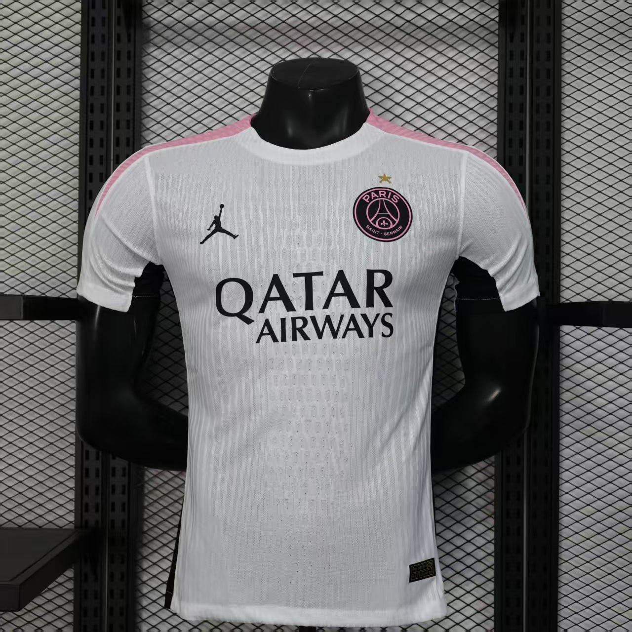 Paris Saint-Germain “Blush Elegance” Kit 25/26