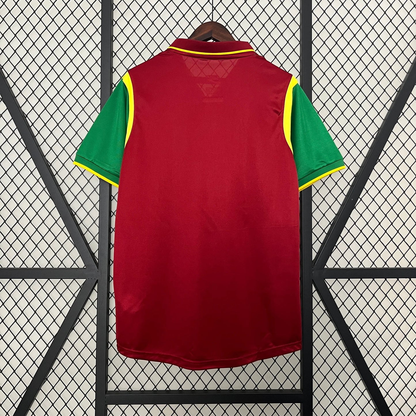 Portugal Home Kit 98/99