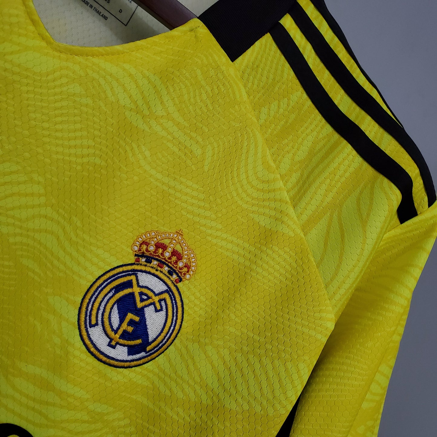 Real Madrid Goalkeeper Kit 21/22
