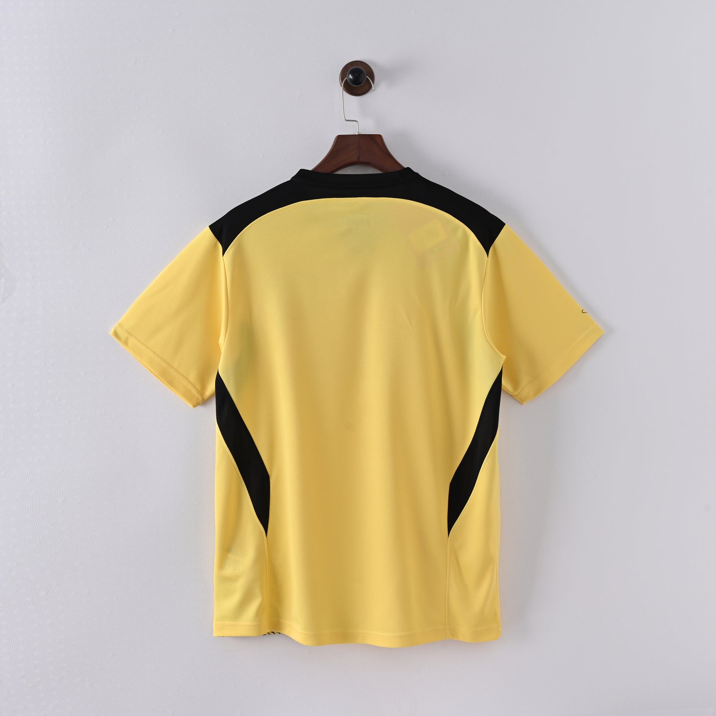 Liverpool Away Kit 04/05