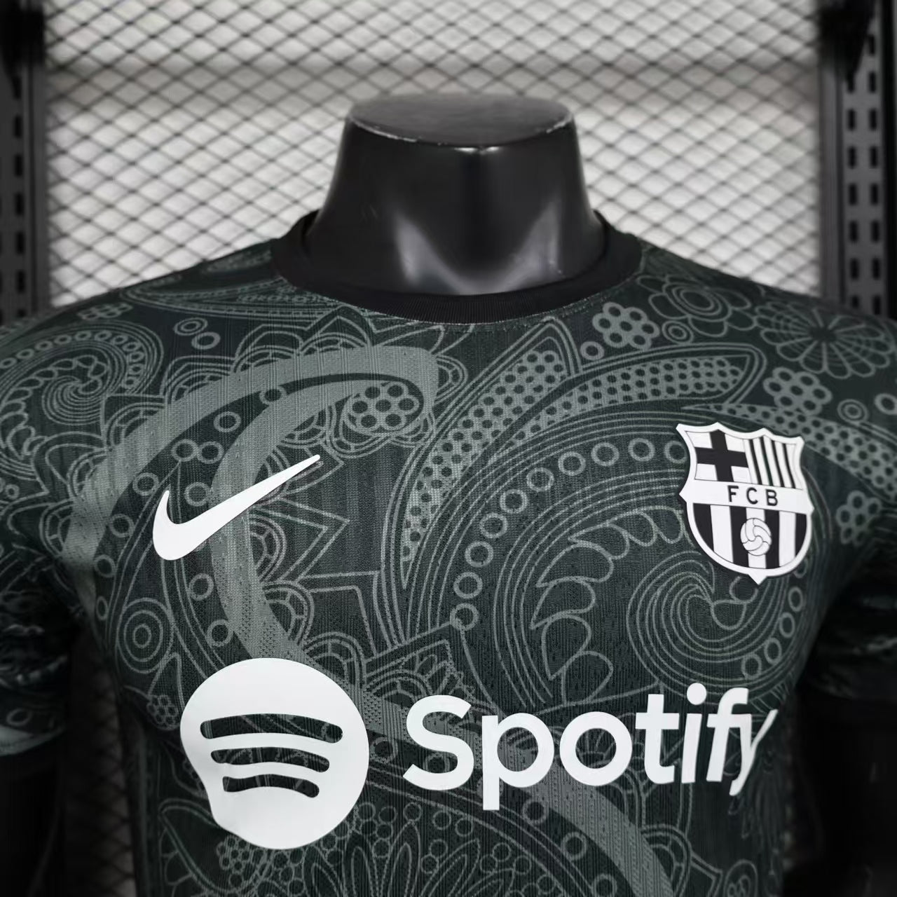 Barcelona "Black Pattern" Kit 24/25