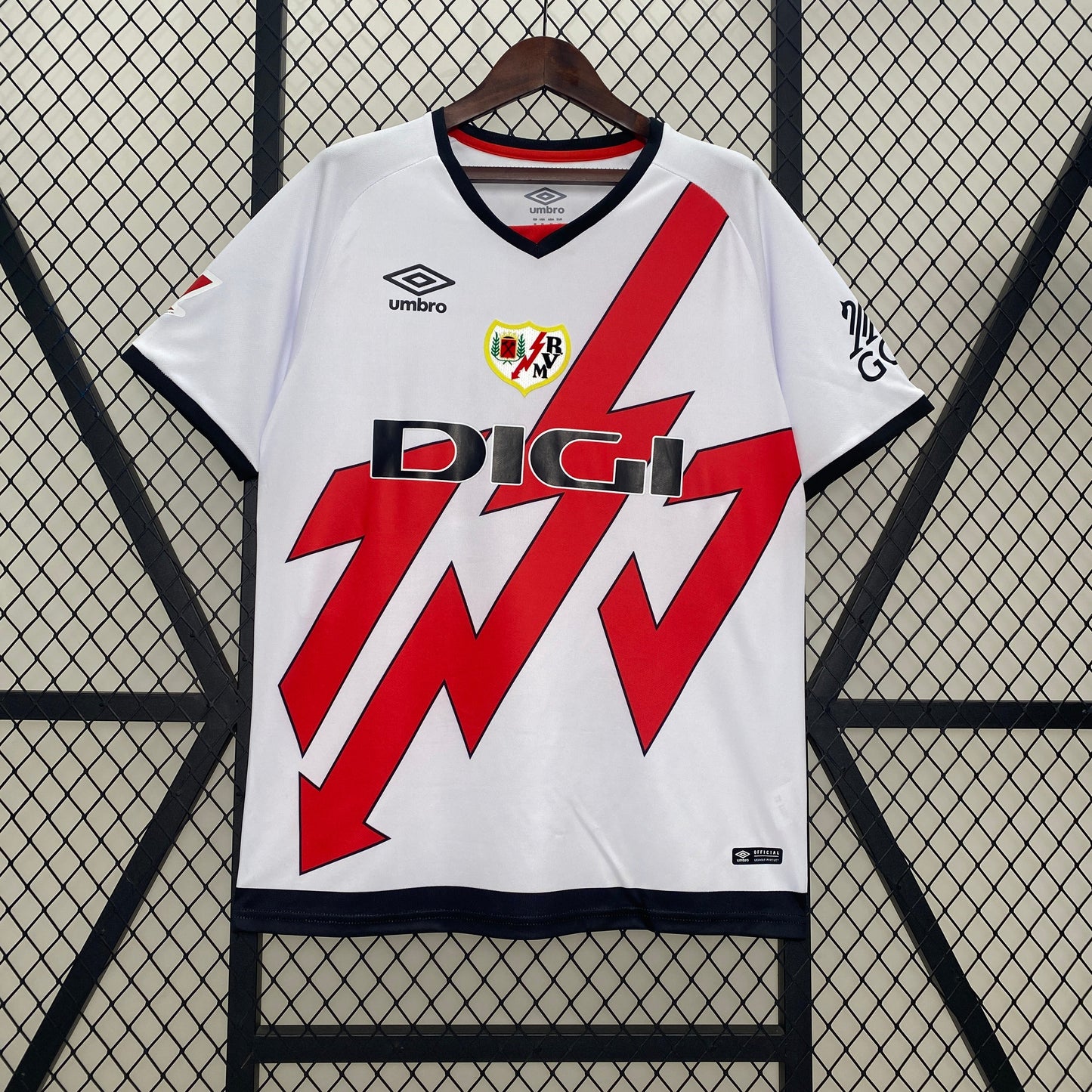 Rayo Vallecano Home Kit 24/25