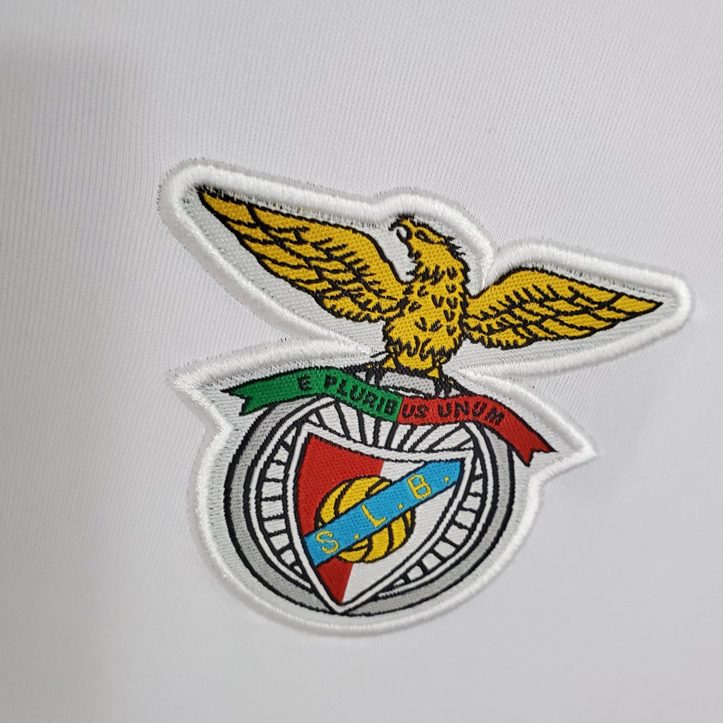 Benfica Away Kit 04/05