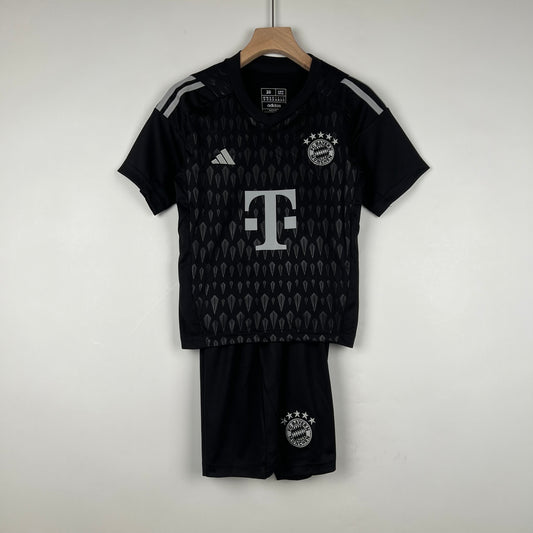 Children’s Set - Bayern Munich Goalkeeper 23/24