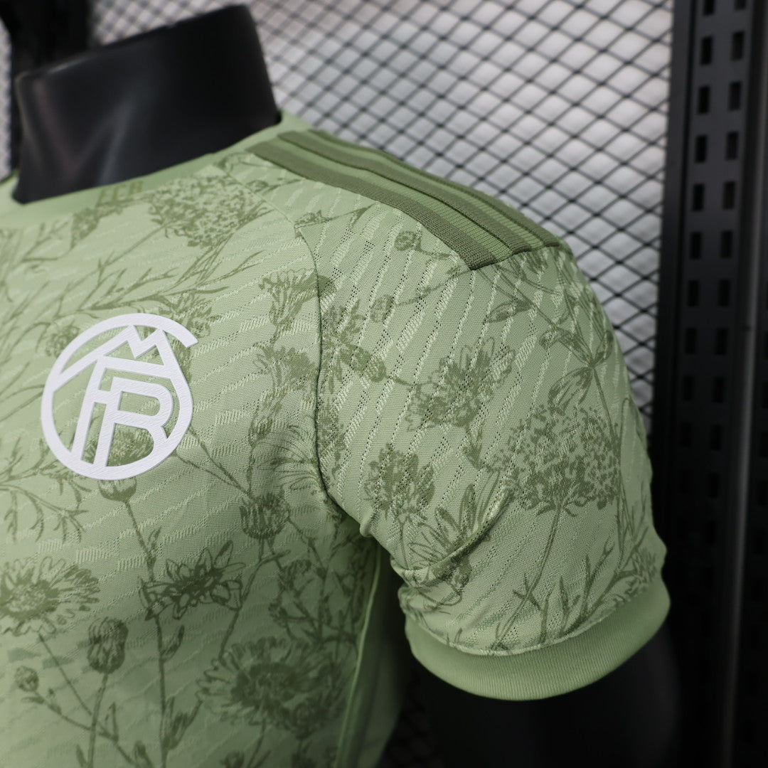 Bayern Munich “Oktoberfest” Kit 23/24