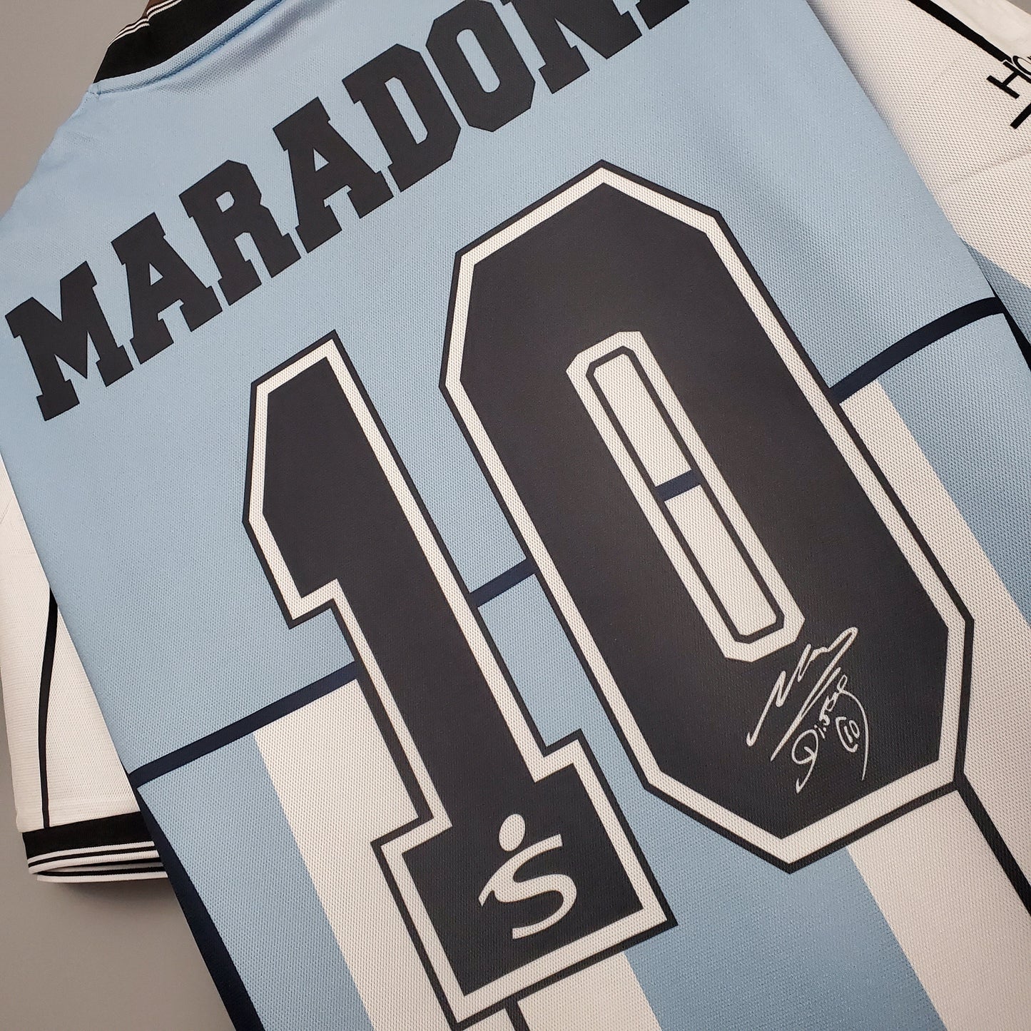 Argentina “Maradona 10” Kit 00/01