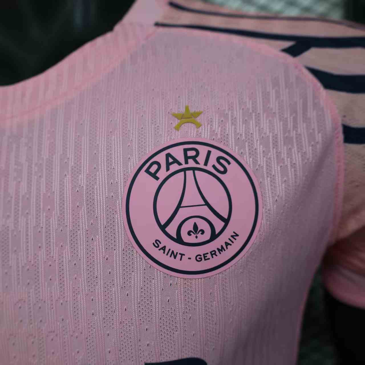 Paris Saint-Germain X Jordan Fourth Pink Kit 24/25