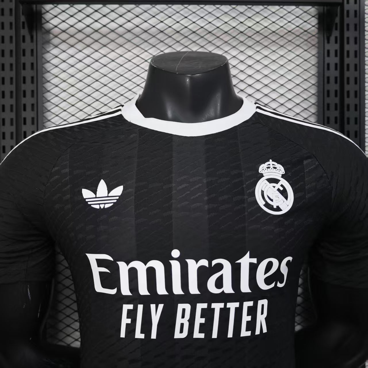 Real Madrid Goalkeeper Kit 25/26