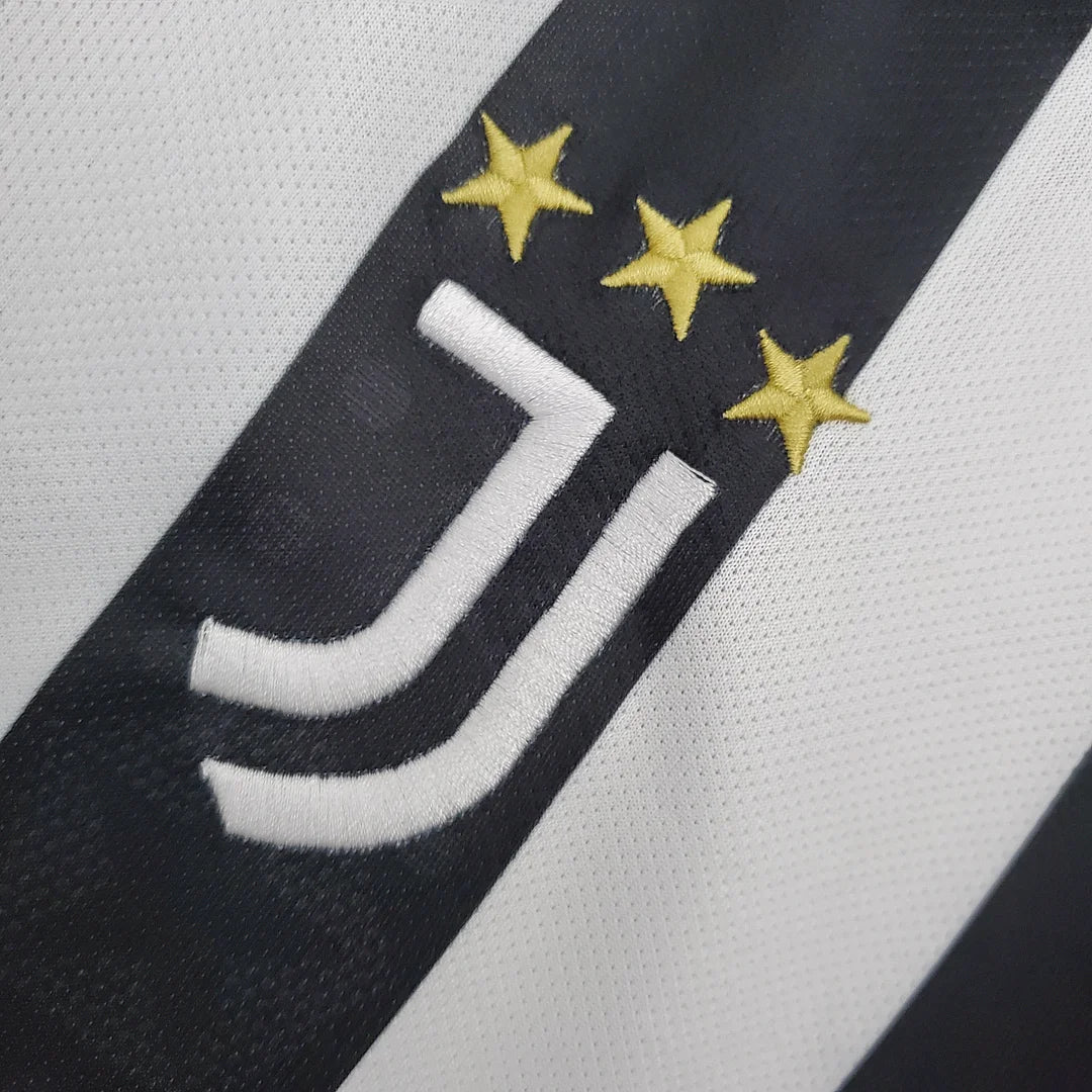 Juventus Home Kit 21/22