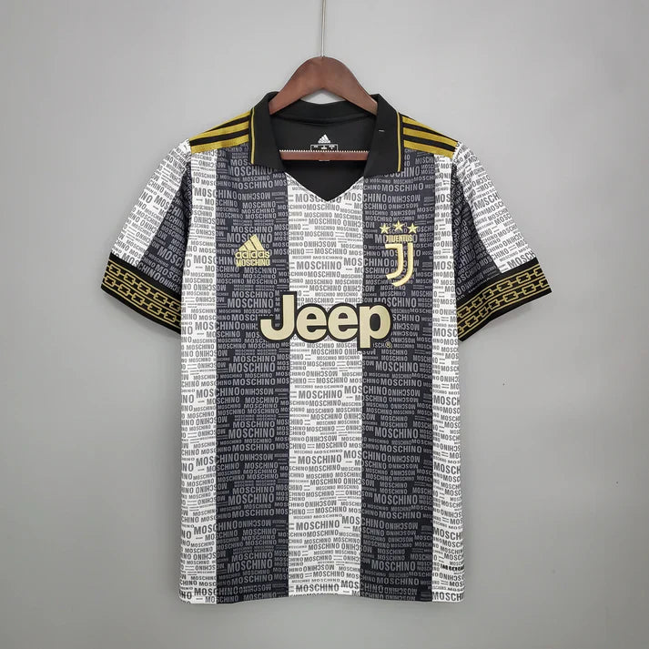 Juventus x Moschino Kit 21/22