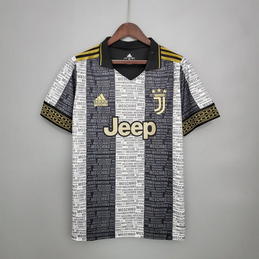 Juventus x Moschino Kit 21/22