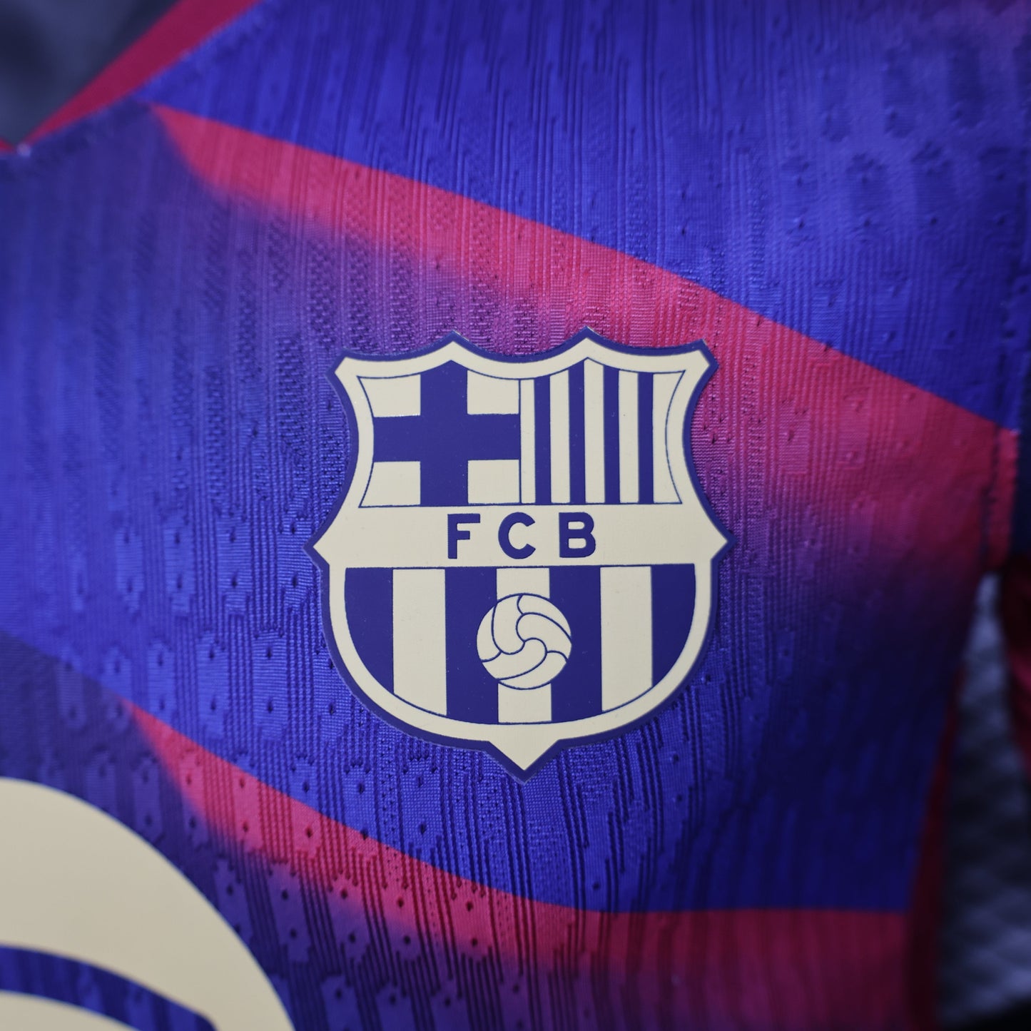 Barcelona “Sonic Stripes” Kit 25/26
