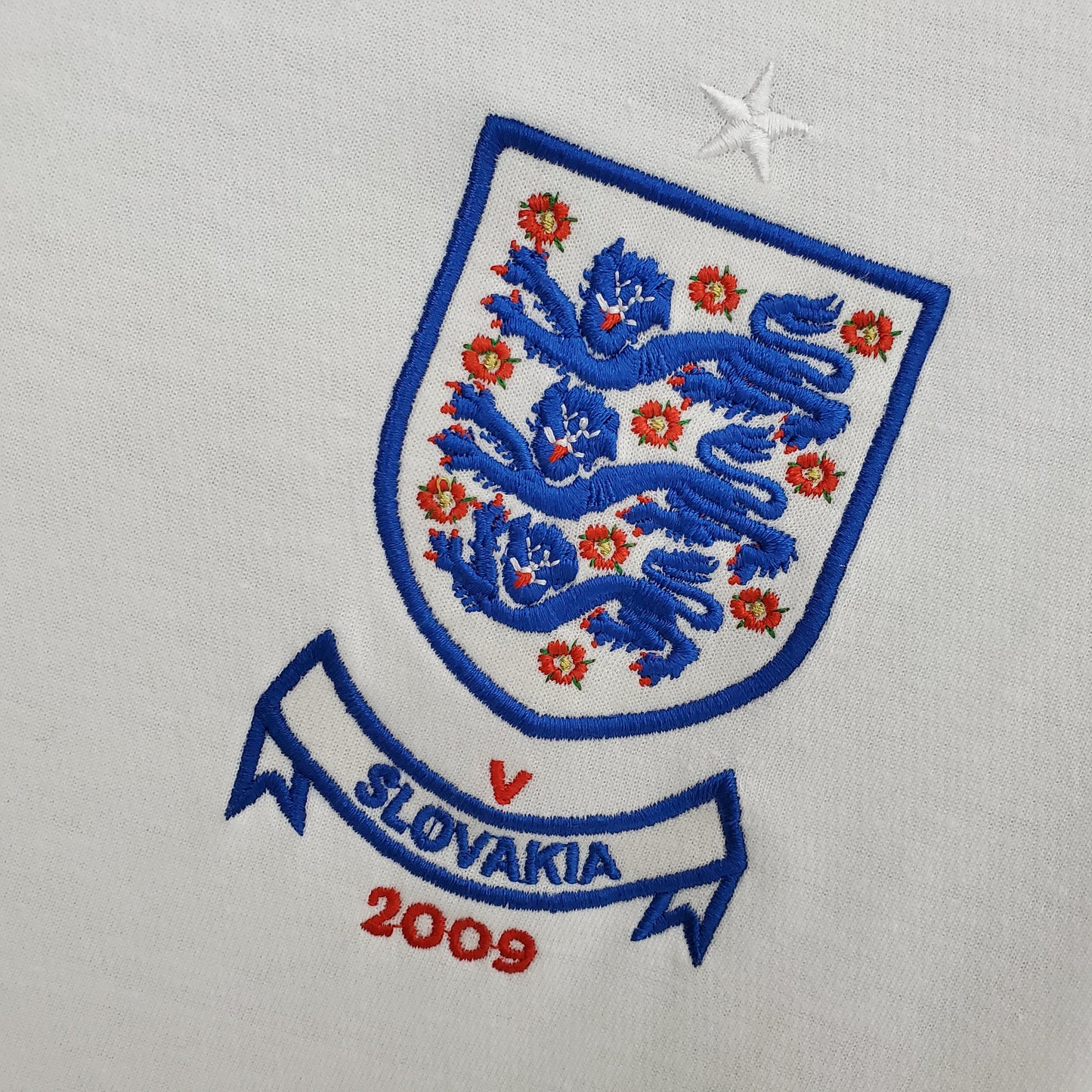 England Home Kit 09/10