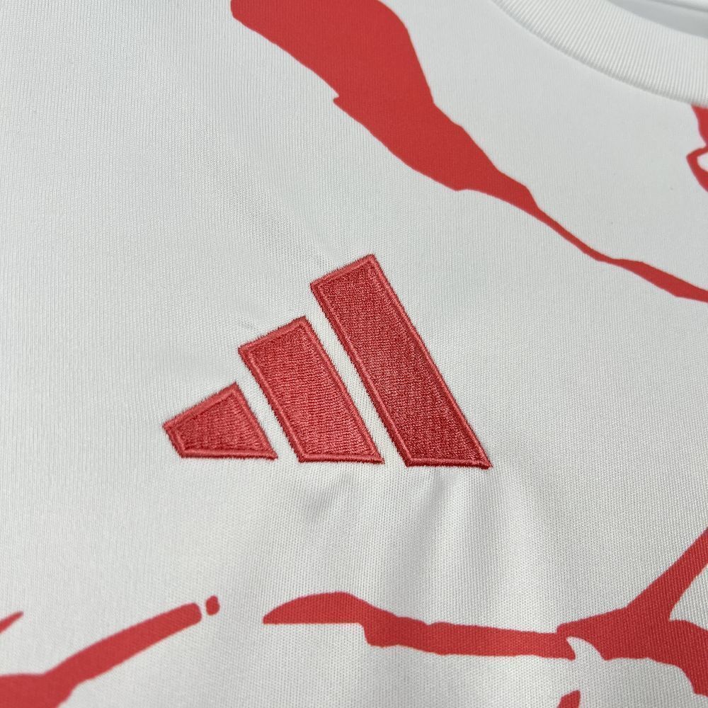 Real Madrid Pre Match Kit 25/26