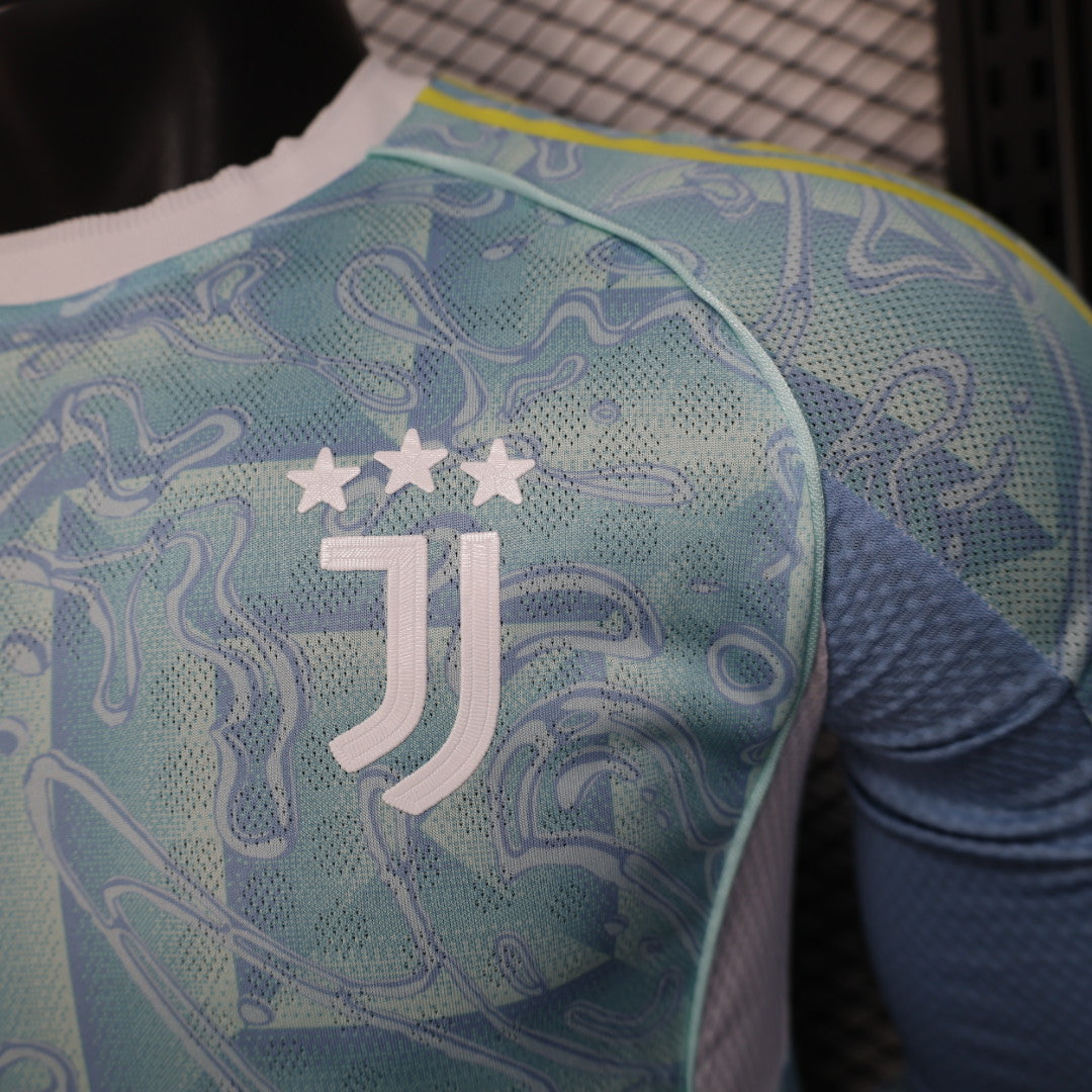 Juventus Away Kit 25/26