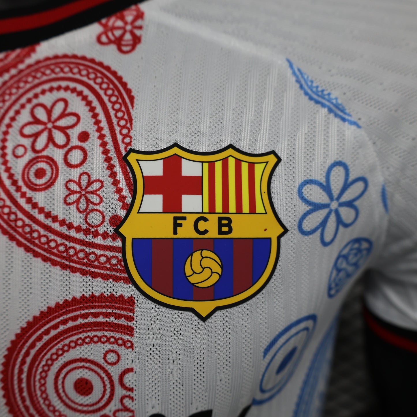 Barcelona "Crestwave"  Kit 23/24
