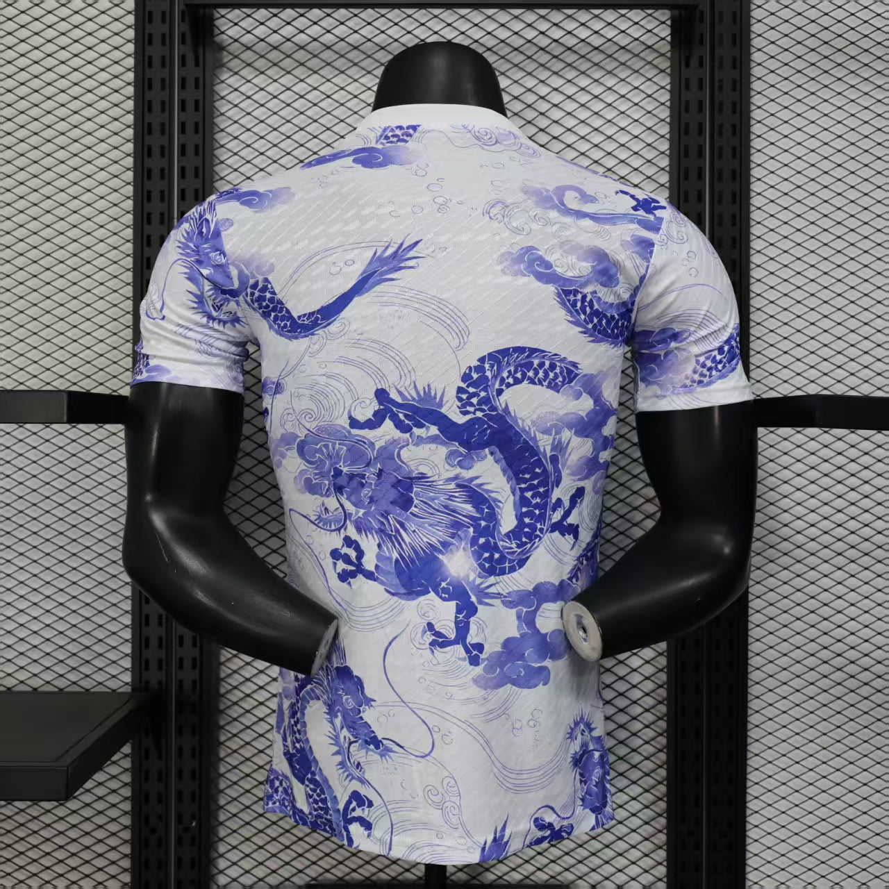 Real Madrid “Blanco del Dragón” Kit 25/26