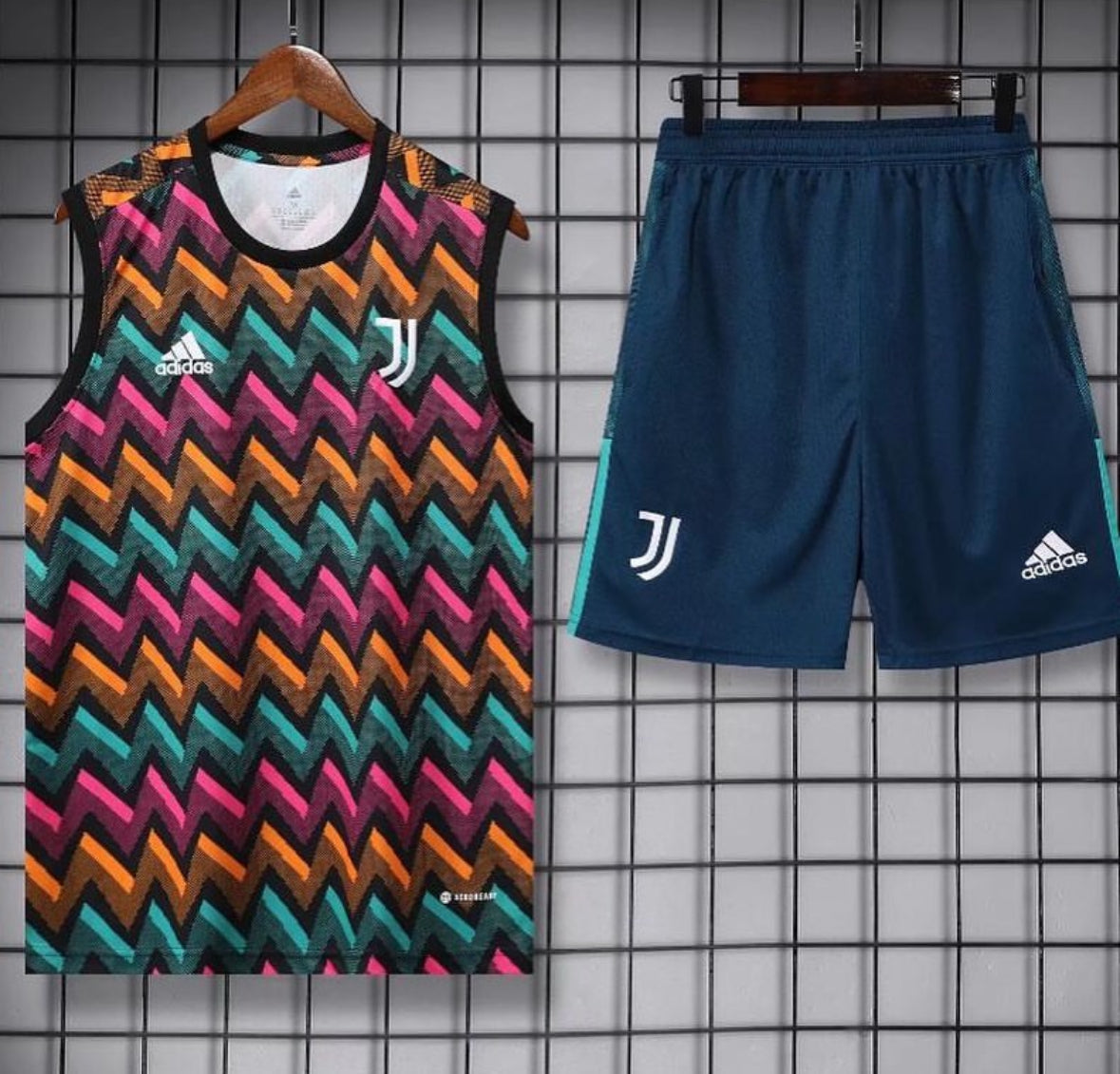 Juventus 22/23 Training Set