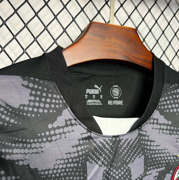 AC Milan Goalkeeper Kit 24/25