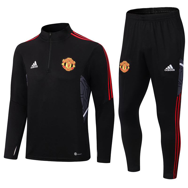 Manchester United 23/24 Black Long Training Set